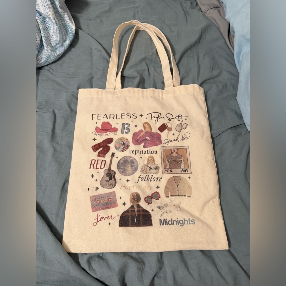 Taylor Swift tote